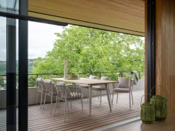 Gartentisch Interno Rundrohr Alu greige Teakholz 180x100cm