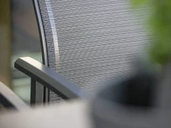 Stapelsessel Kari hoch Alu anthrazit Textilenbezug karbon